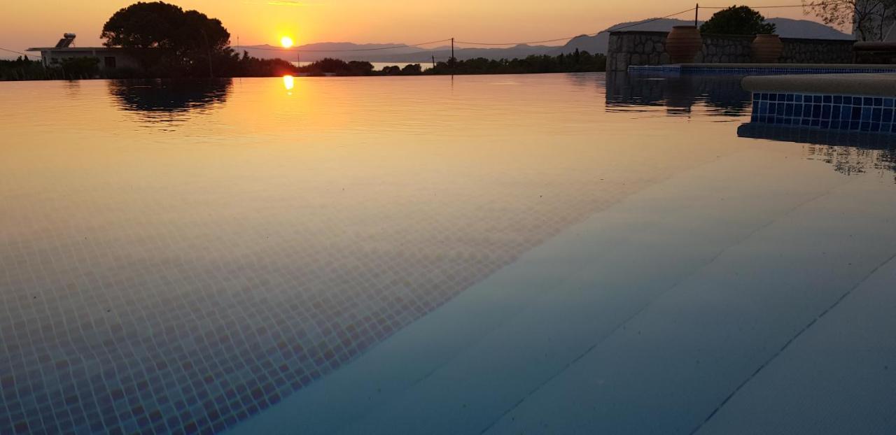 Villa Sealine Pefki  Экстерьер фото