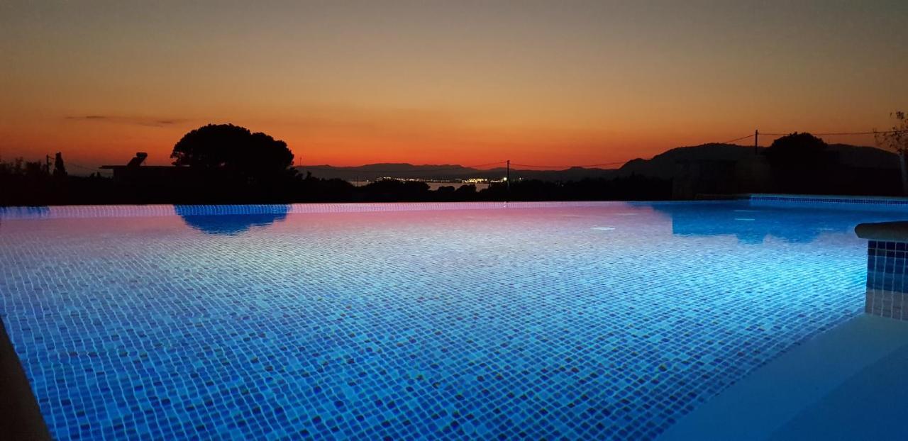 Villa Sealine Pefki  Экстерьер фото